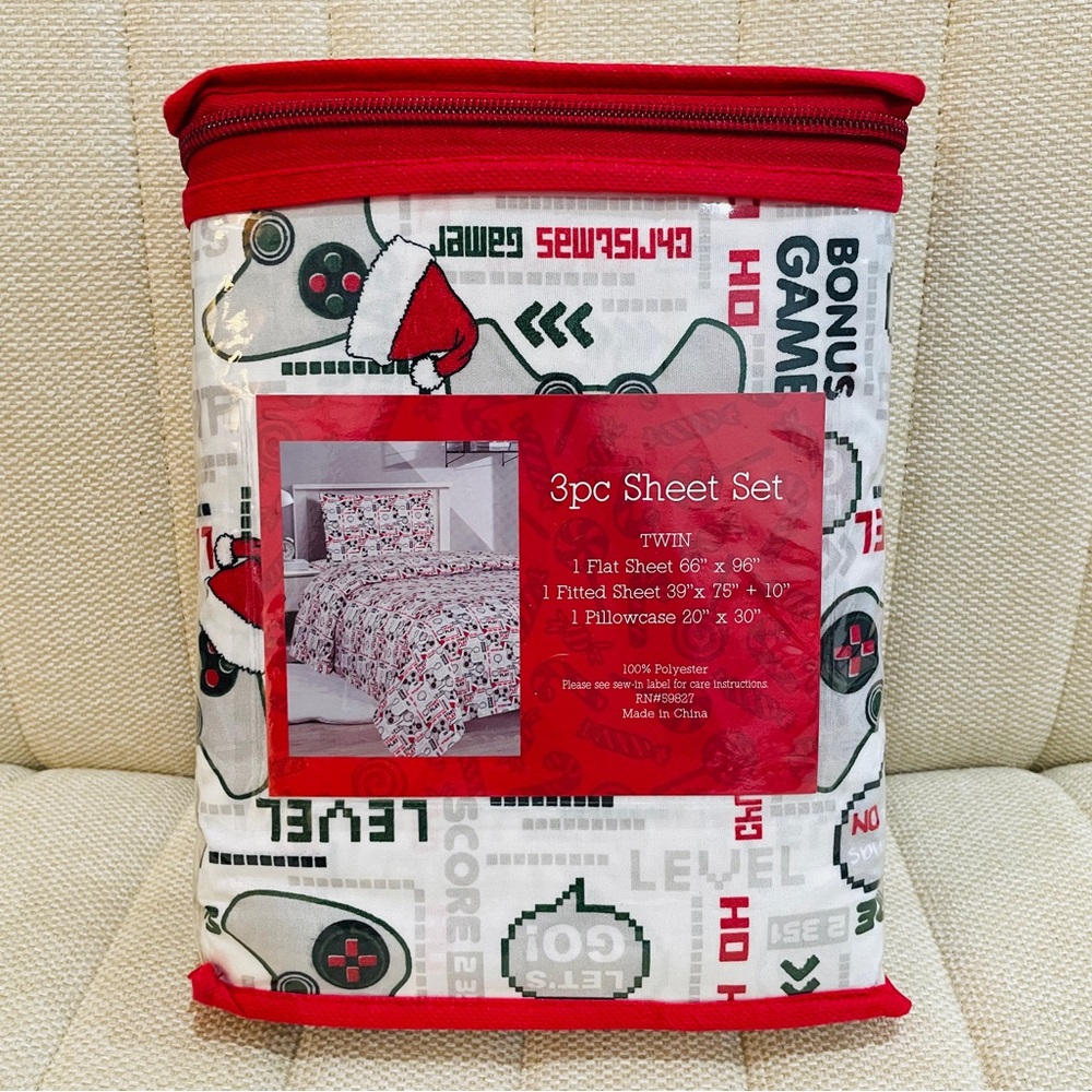 The Christmas Village Twin Sheet Set 3pc Christmas Gamer Video‎ Game Red White